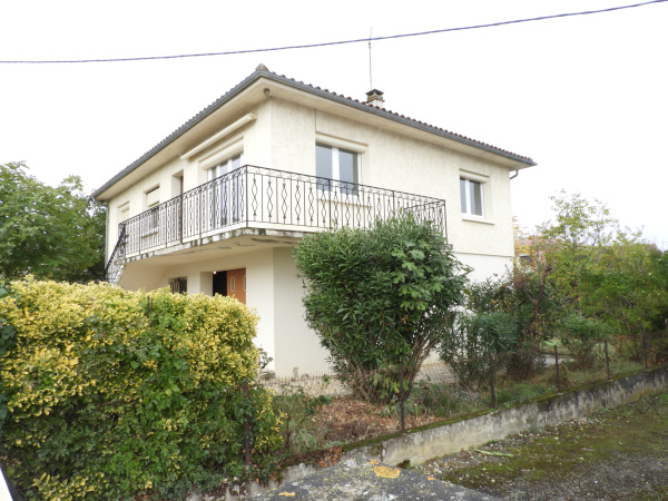 Offres de location Villa Auch 32000