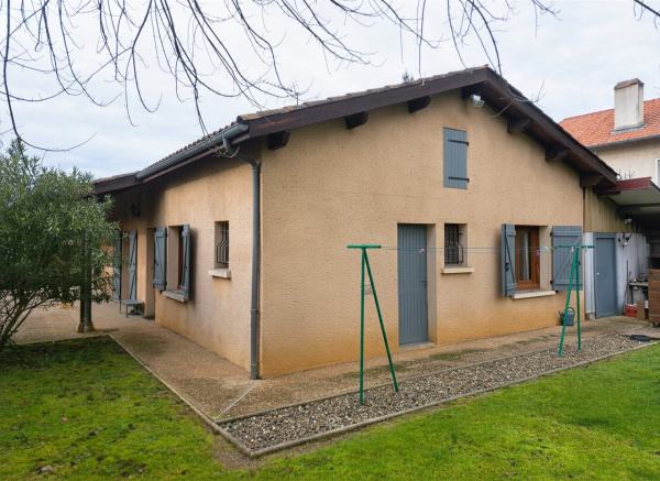 Offres de location Villa Auch 32000